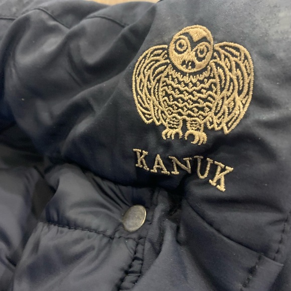 Superb and warm Kanuk coat. Mint condition. Colour is black. - Picture 4 of 9